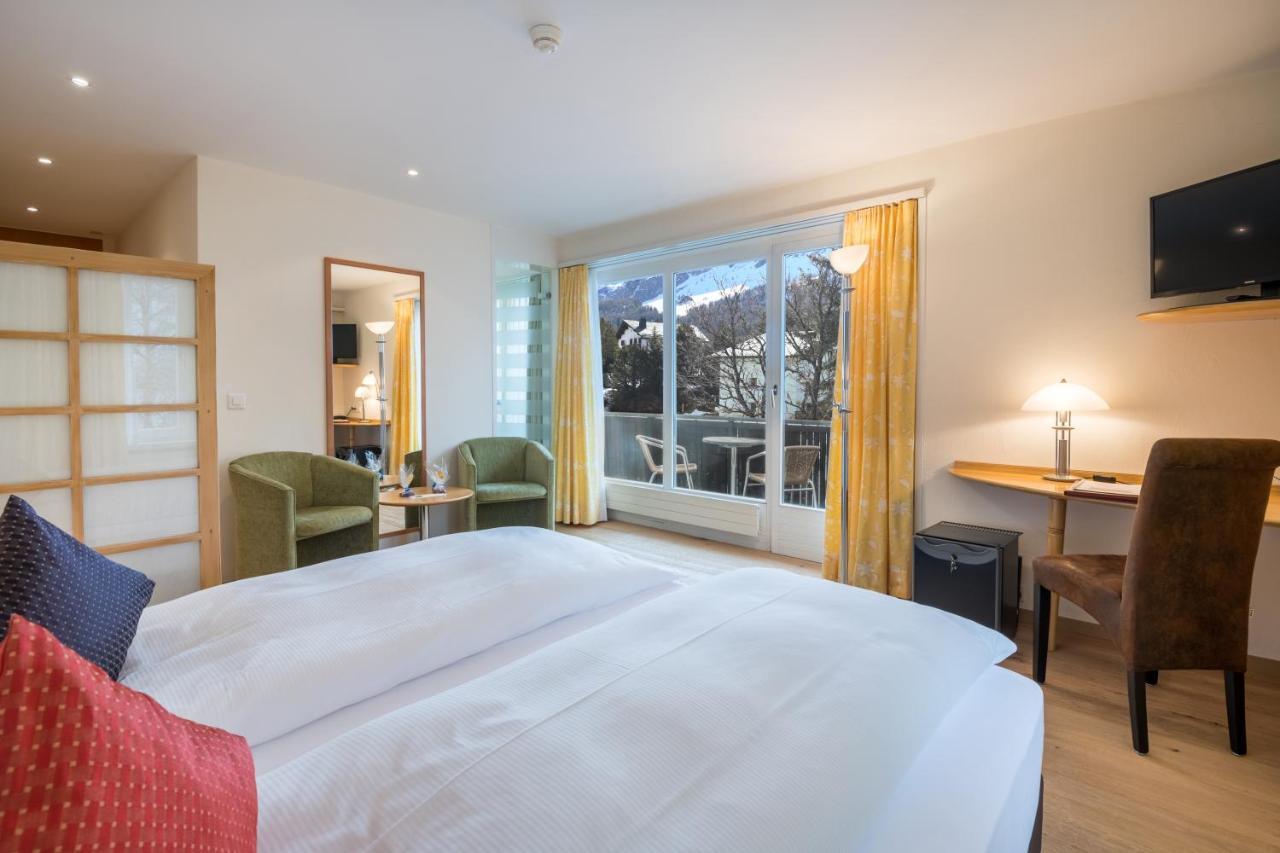 Schweizerhaus Swiss Quality Hotel Малоя Экстерьер фото
