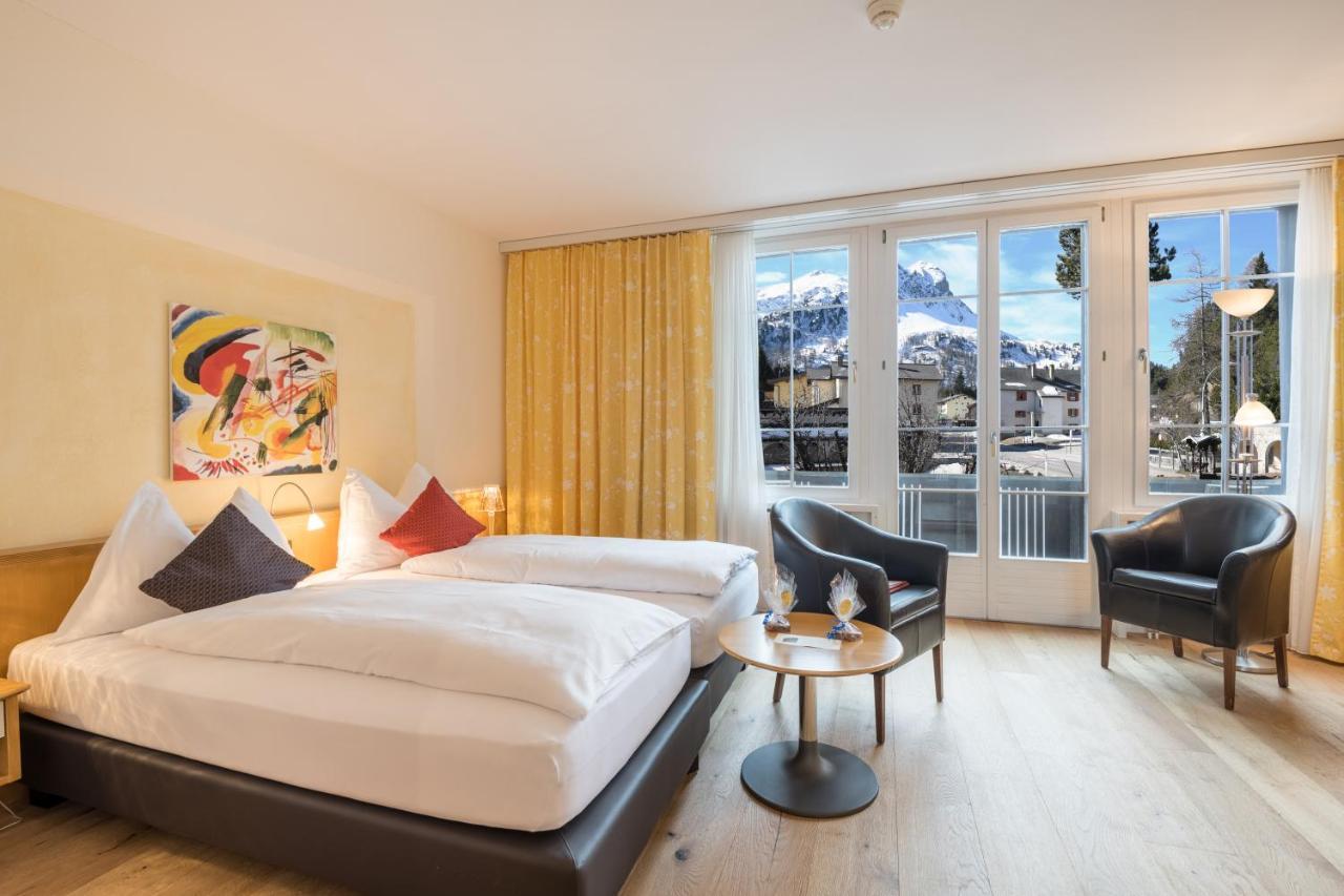 Schweizerhaus Swiss Quality Hotel Малоя Экстерьер фото