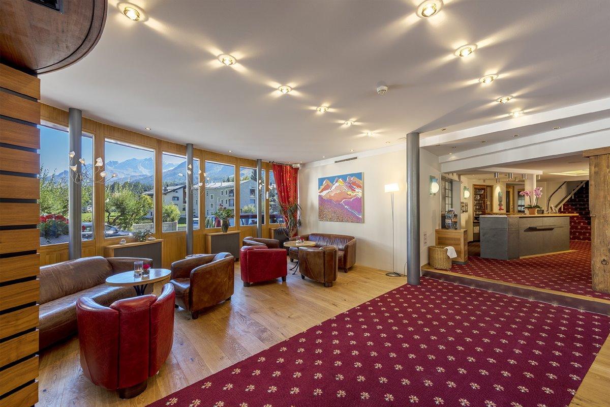 Schweizerhaus Swiss Quality Hotel Малоя Экстерьер фото
