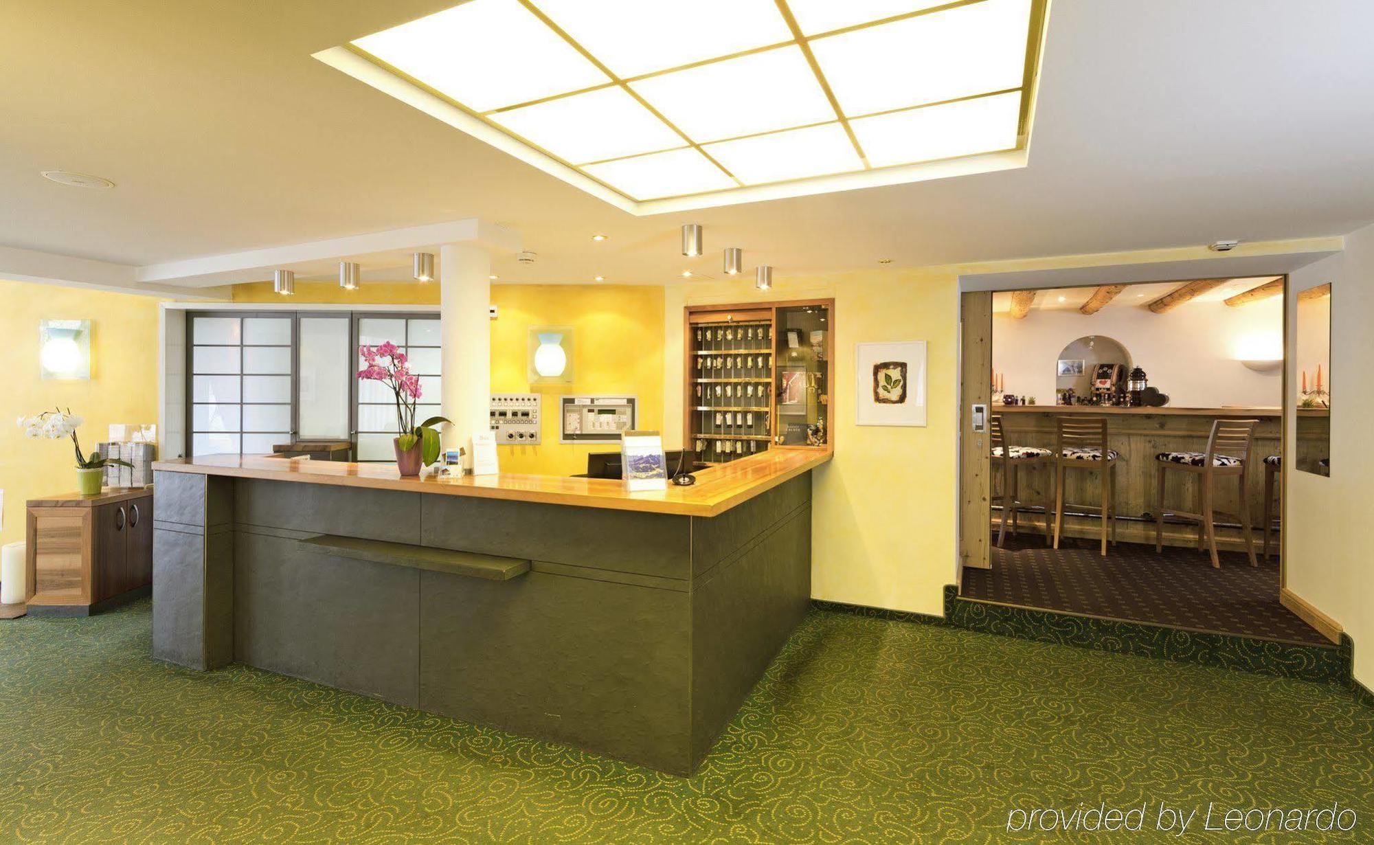Schweizerhaus Swiss Quality Hotel Малоя Экстерьер фото